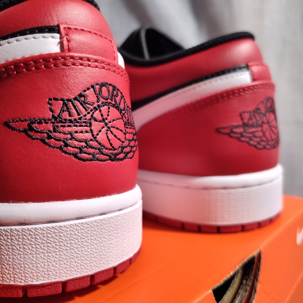 TRADE ONLY!! Air Jordan 1 Low
